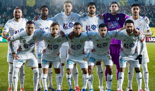 Süperlige yükselen ilk takım belli oldu!