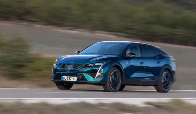 Yeni Peugeot 408 Türkiye’ye Geldi! İşte Fiyatı ve Dikkat Çeken Özellikleri