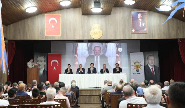 AK Parti İnegöl Teşkilatı Bayramlaşma Programında Buluştu