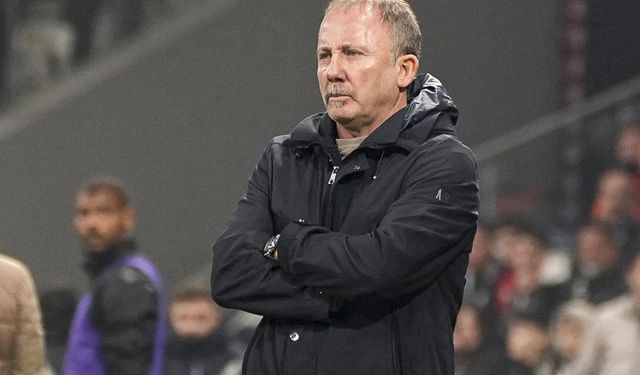 Beşiktaş'tan ''Sergen Yalçın istifa edecek'' iddialarına yanıt!