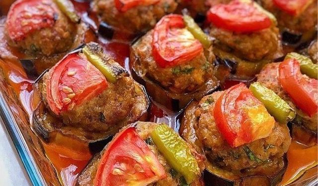 Köfteli Patlıcan Oturtma Nasıl Yapılır? İşte Pratik ve Lezzetli Tarif