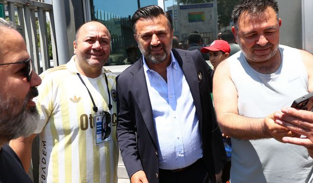 Fenerbahçe Olağanüstü Genel Kurulunda Ünlü İsimler Oy Kullandı
