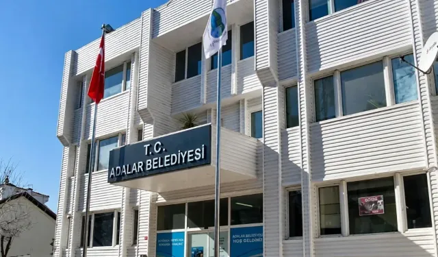 Adalar Belediye Başkanı Akpolat dahil 35 kişi tutuklandı!