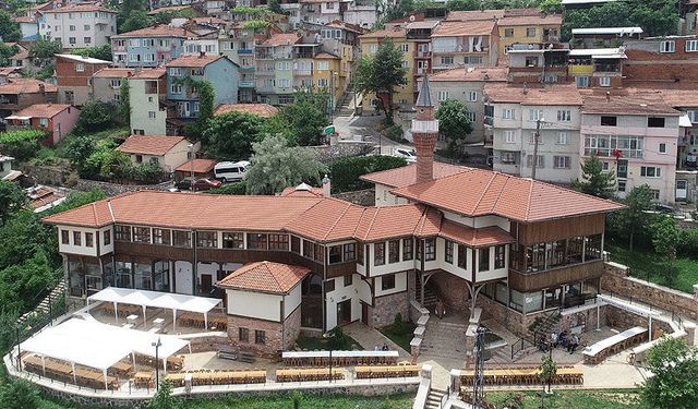 Bursa Akşam Ezanı Kaçta Okunacak? Bursa Namaz Vakitleri, Bursa Ezan Saatleri | 14 Haziran 2026 Pazar