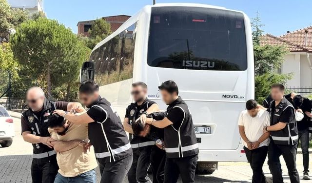 Bursa’da “Daltonlar” Operasyonu! 1080 Saatlik Takipte 9 Gözaltı