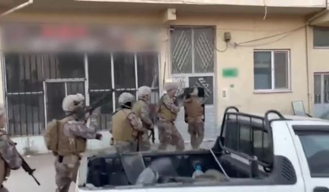 Bursa'da Daltonların adını kullanan örgüte büyük darbe... Evi böyle kurşunlayıp kaydettiler, polis çok geçmeden çökertti