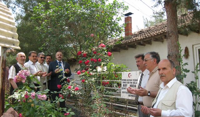 Ertuğrul Gazi İnegöl’de Törenlerle Anılıyor | Üç Günlük Şenlikler Başladı