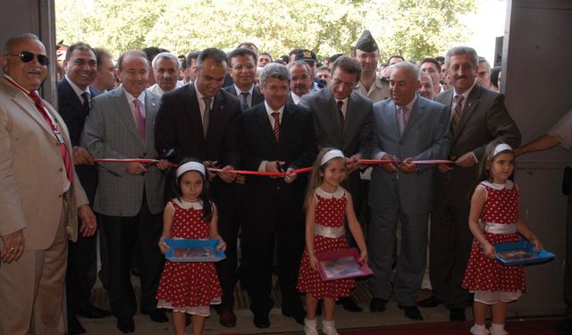 İNOSEF'e Görkemli Açılış, İnegöl'de Tüm Okullar Bu Sergide Buluştu