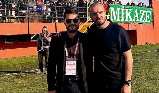Kafkasspor’da şampiyon başkandan şampiyon hocaya veda!