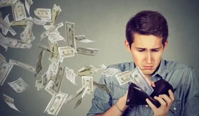 Sürekli Para Kaygısı mı Yaşıyorsunuz? Finansal Güvensizliğin Belirtileri ve Çözüm Yolları