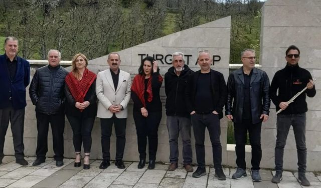 Turgutalp İçin Yazılan Şiir Şarkıya Dönüştü, Kliple Taçlandı