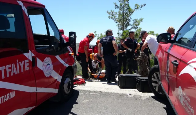 Antalya’da minivan 150 metrelik uçuruma yuvarlandı: 5 kişi hayatını kaybetti