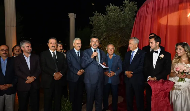 Bursa'da Siyaset Dünyasını Buluşturan Nikah