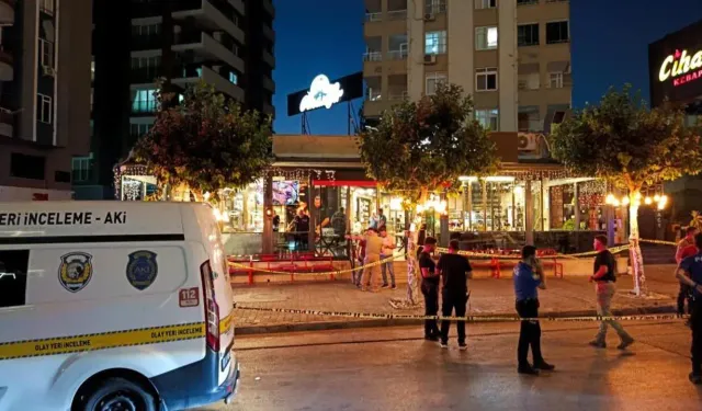 Adana’da kebapçıya silahlı saldırı: Yemek yiyen 4 kişi yaralandı