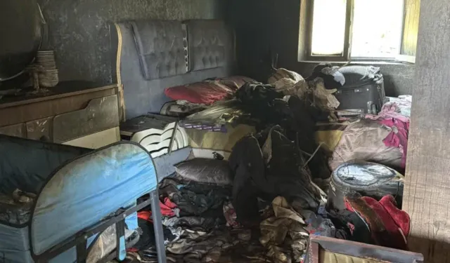 Tır Sürücüsü Dumanı Fark Etti, 22 Kişilik Aileyi Yangından Kurtardı