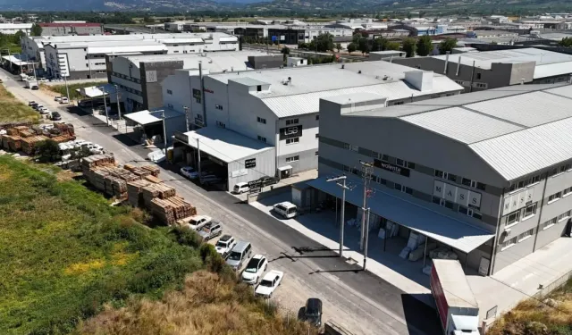 İnegöl’de 43 fabrika girişine asfalt uygulaması yapıldı