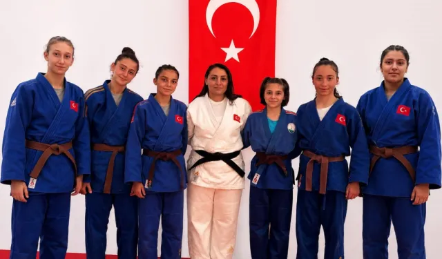 Rüyada Judo Görmek, Rüyada Yarışma Görmek Ne Anlama Gelir? Dini Rüya Tabirleri