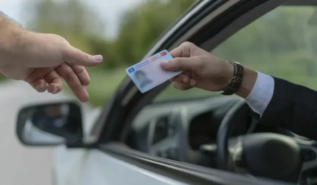 Yeni Trafik Cezaları Yolda! Drift ve Makas Atan Aday Sürücülerin Ehliyeti İptal Edilebilecek