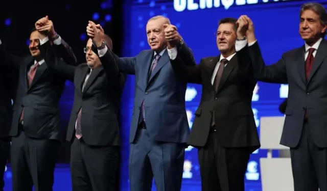 3 CHP’li başkan AK Parti’ye katıldı!