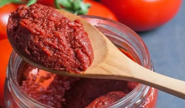 Domates Salçası Sezonu Açıldı! Evde Salça Yapmanın Püf Noktaları
