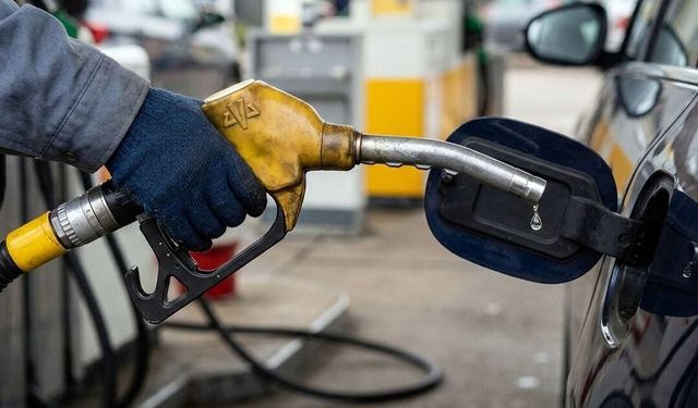 Akaryakıtta eşel mobil sistemi sona erdi: Benzin, motorin ve LPG’ye ne kadar indirim gelecek?