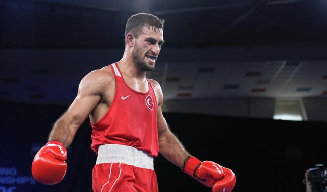 Milli boksör Emrah Yaşar Avrupa şampiyonu oldu