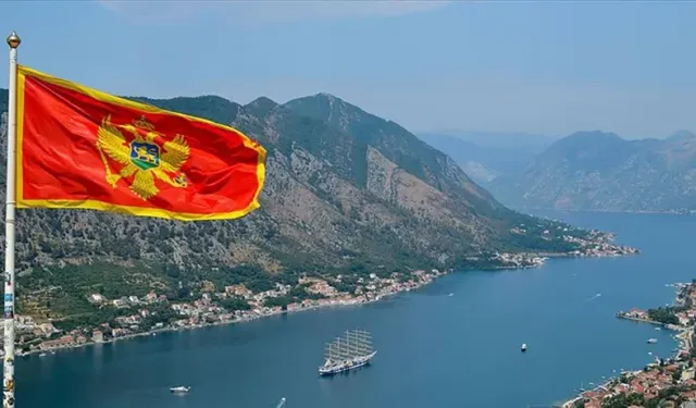 Karadağ’dan Türk vatandaşlarına vize kararı