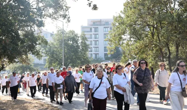 Nilüfer’de Alzheimer farkındalığı için yürüdüler