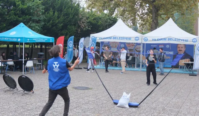 Yıldırım Belediyesi BTÜ öğrencilerini kampüste karşıladı