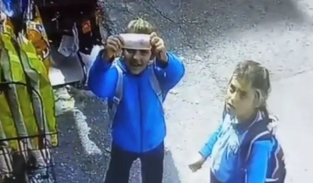 Bursa'da iki kardeşten örnek davranış! Bakkalın kapalı olduğunu görünce bakın ne yaptılar