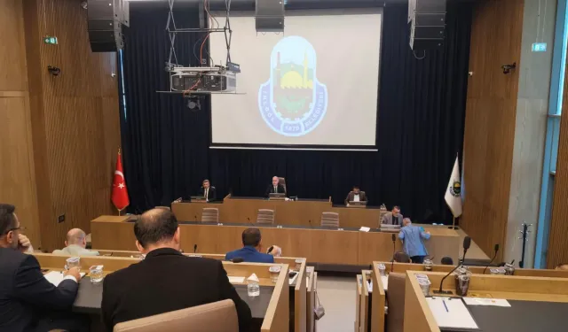 İnegöl Belediyesi’nin 2021-2026 dönemi denetim raporu mecliste değerlendirildi