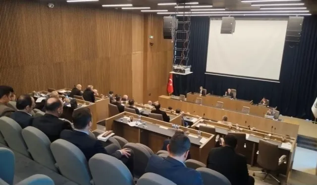 İnegöl Meclisi’nde sanayide katı atık yakılması gündeme geldi