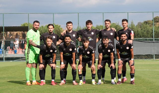 İsmail Güldüren yönetimindeki Gemlik Sümerbey FK zirveyi bırakmadı