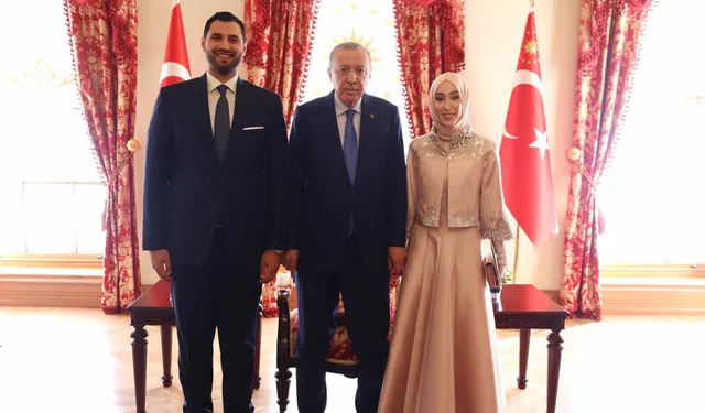 Rümeysa Kadak Nişanlandı! Orhan Murat Kumaş Kimdir, Kaç Yaşında ve Ne İş Yapıyor?