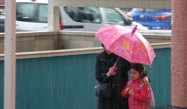 Yalova ve Kocaeli’de eğitime 1 gün ara verildi