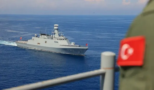 Türk Deniz Kuvvetleri filosunu büyütüyor! 14 yeni gemi ve millî uçak gemisi için tarih açıklandı