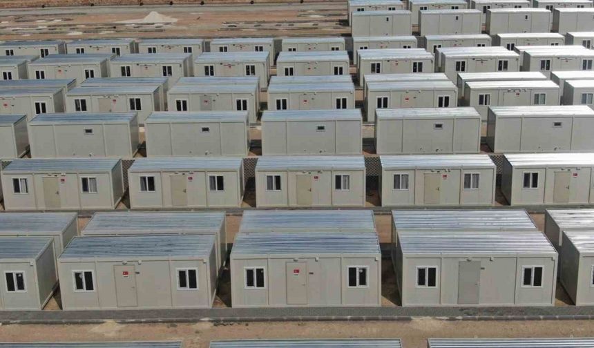 3 binden fazla binanın yıkılacağı Adana’ya 2 bin 400 konteyner kurulacak