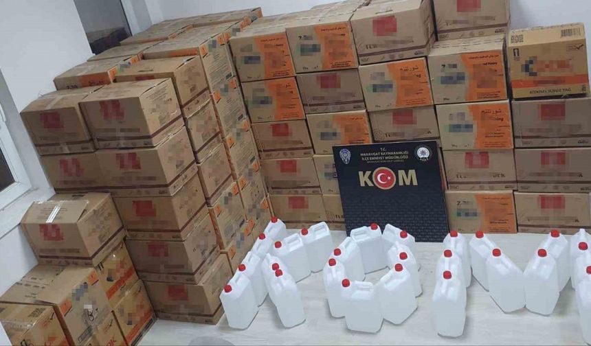 Kamyonette 2 bin litre sahte alkol ile yakalandılar