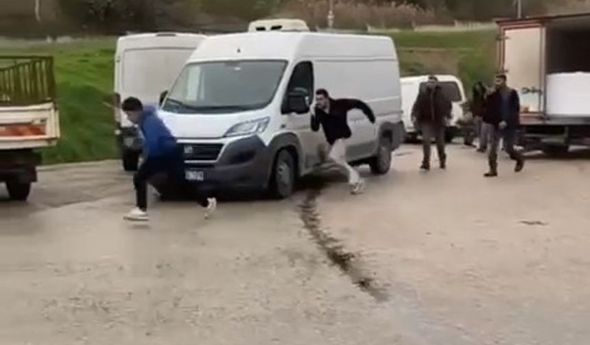 Bursa'da Önce Kovaladı, Yakalayınca Darp Etti