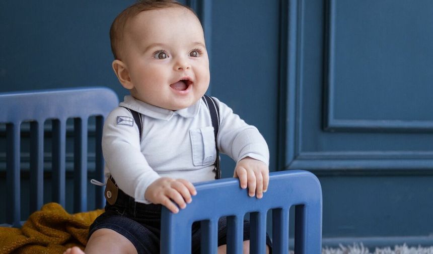 Erkek Bebek Bekleyen Aileler İçin İsim Rehberi! Anlamlarıyla Birlikte En Güzel Erkek Bebek İsimleri