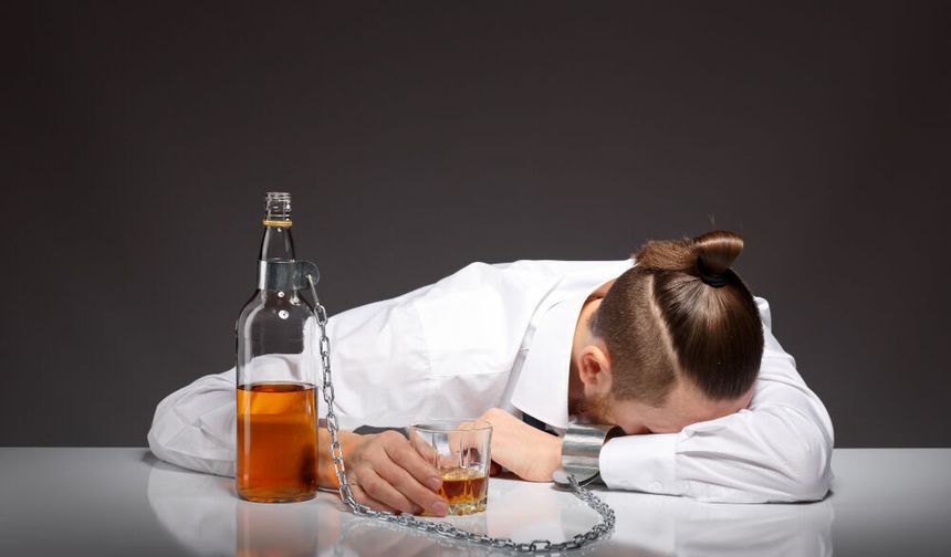 Alkol İnsanı Nasıl Sarhoş Ediyor? Alkol Hakkında İlginç Bilgiler!