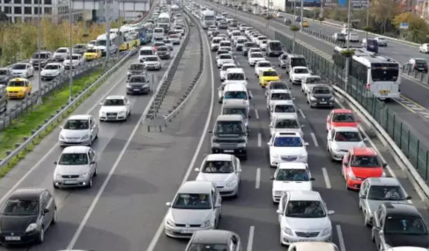 Plaka Değiştirecekler Dikkat! 2 Şubat’tan Sonra Ücretler Ne Kadar Oluyor, Ödeme Şekli Tamamen Değişti Mi?