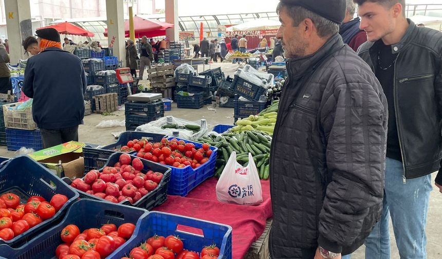 Havalar ısındı çarşı pazarın ateşi düştü, sebze ve meyve ucuzladı