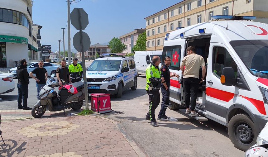 İnegöl'de Trafik Kazası: Motosiklet Sürücüsü Yaralandı