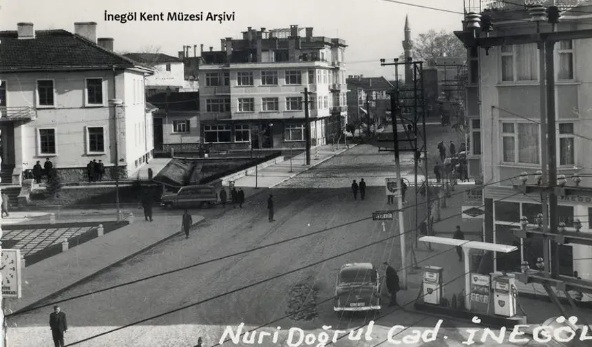 İnegöl Nuri Doğrul Caddesi | Maziden Bir Kare