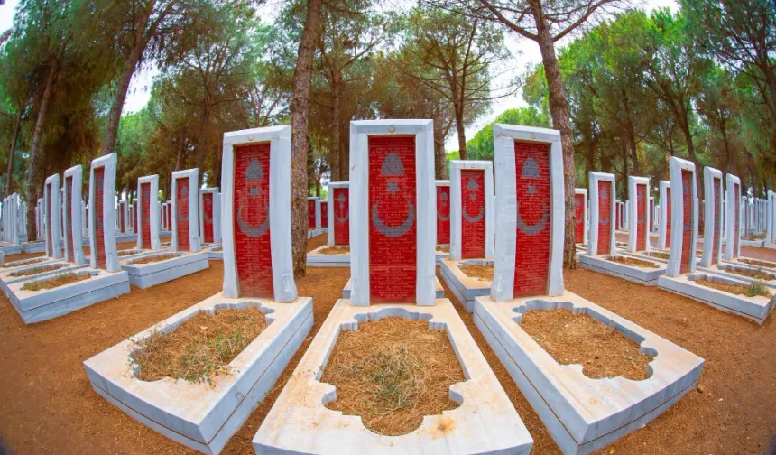Kadınların adetliyken cenazeye katılmaları ve kabir ziyareti yapmaları caiz midir?