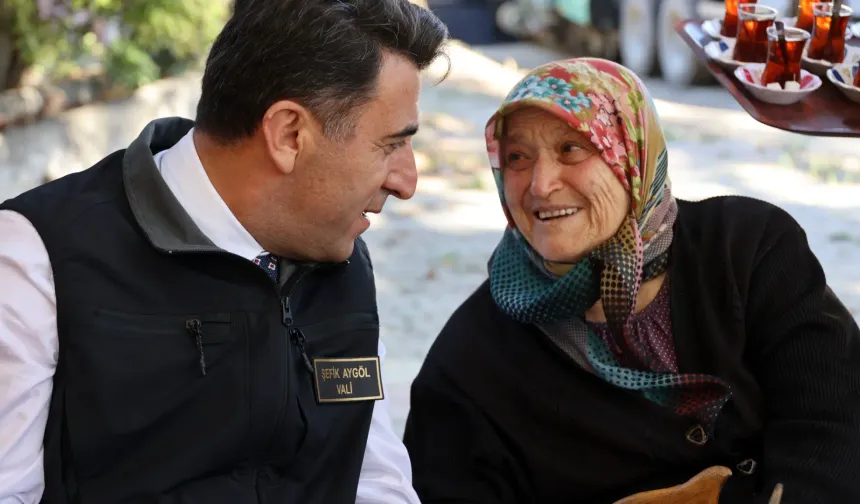 Bilecik Valisi Şefik Aygöl, Gökpınar köy sakinleri ile bir araya geldi