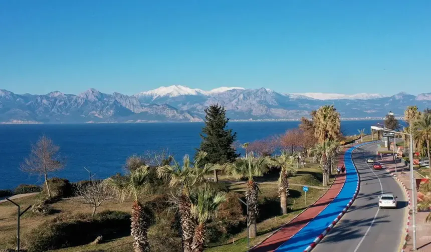 Antalya'nın En Pahalı Caddesi Hangisi? Bu Caddede Kiralar Neden Dudak Uçuklatıyor?