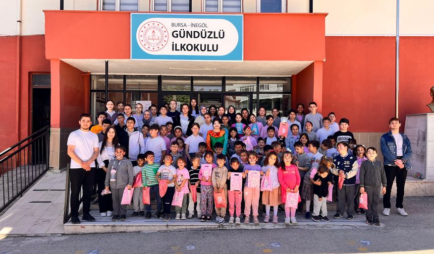 İnegöl Meslek Yüksekokulu Öğrencilerinden Gündüzlü Köyü’nde Renkli Şenlik!