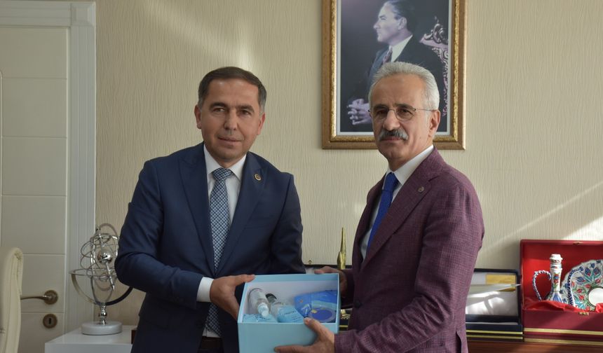 Bakan Uraloğlu: 2053’te ülkemizi 48 saatte dolaşmak mümkün olacak